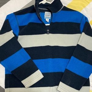 2 long sleeve shirts